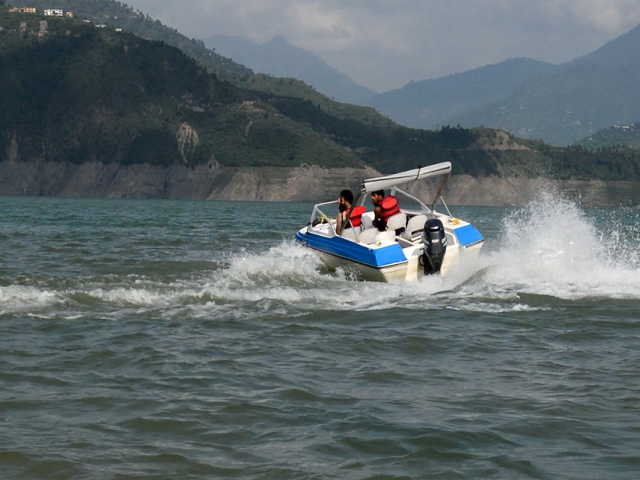 High Speed Boating